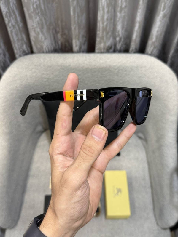 Burberry 2114 Premium sunglass ( Glossy Frame )