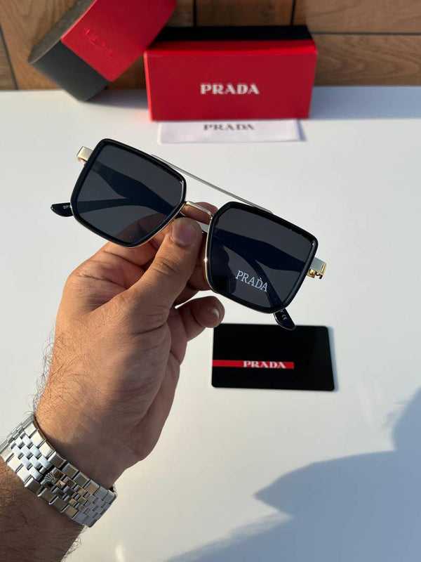 Prada_3034_gold_black