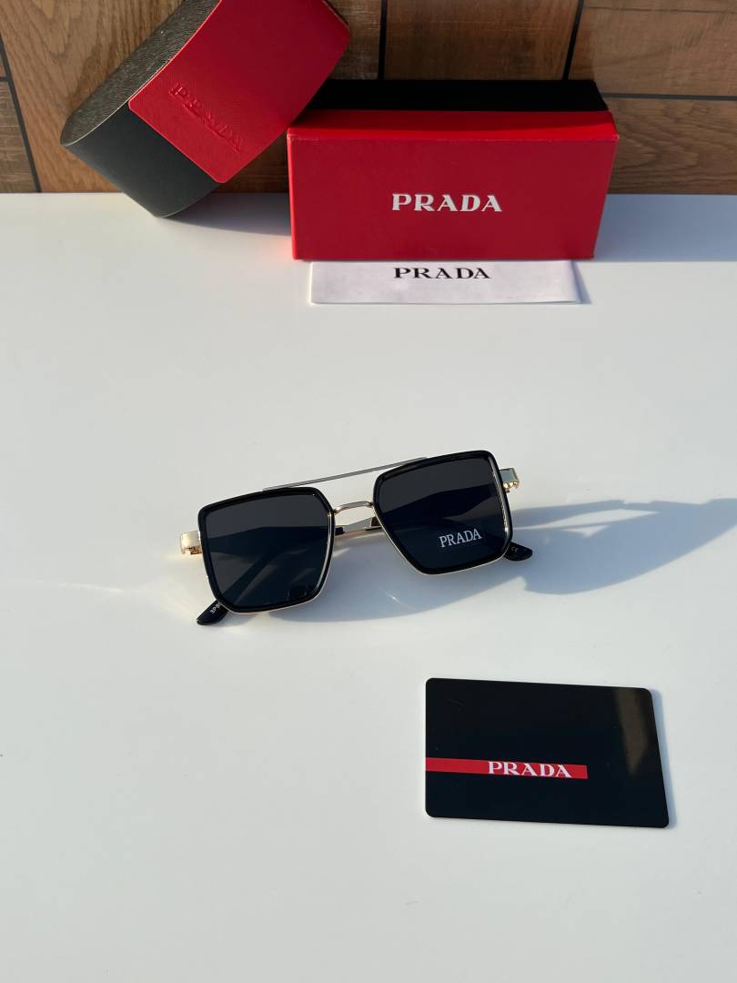 Prada_3034_gold_black