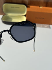 Louis Vuitton_69_full_black