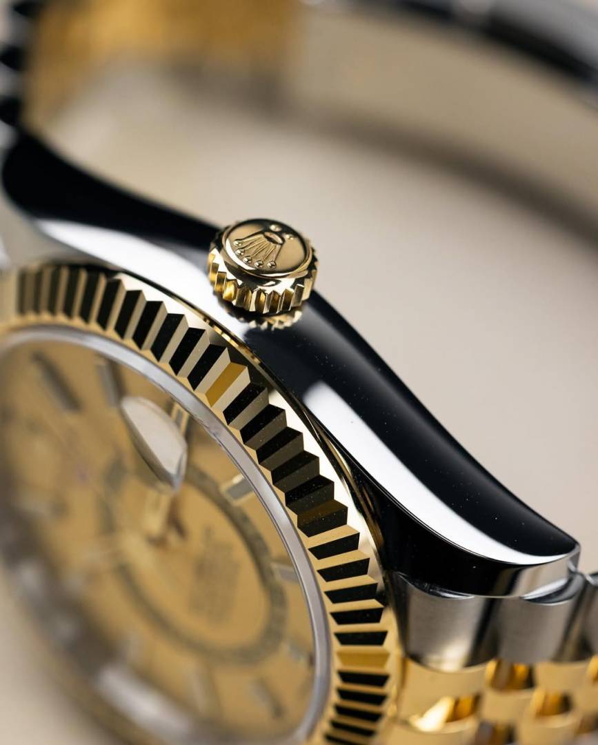 Rolex Oyster perpetual Sky Dweller Z-R Premium