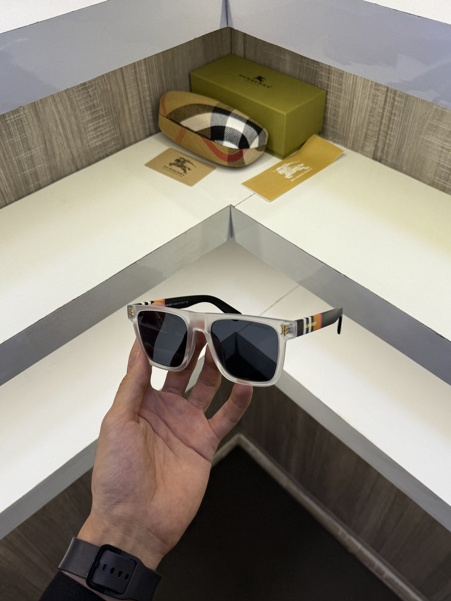 Burberry 2114 Premium sunglass (IceBlack)