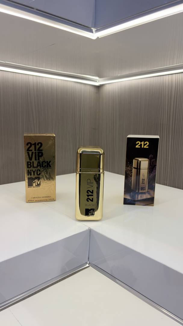 212 VIP BLACK NYC MTV GOLD