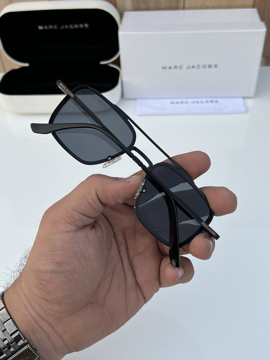 Marc_jacobs_504_black