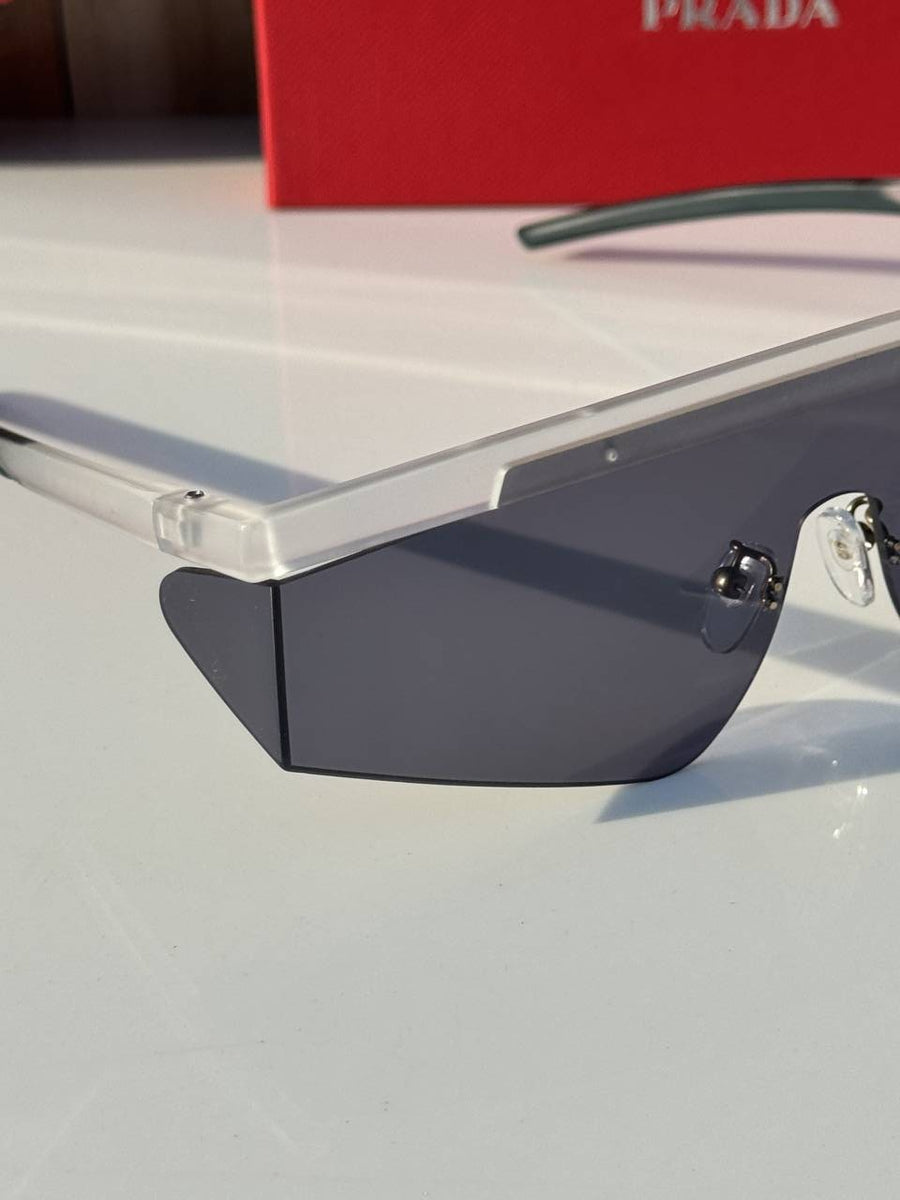 Prada_217_white_black