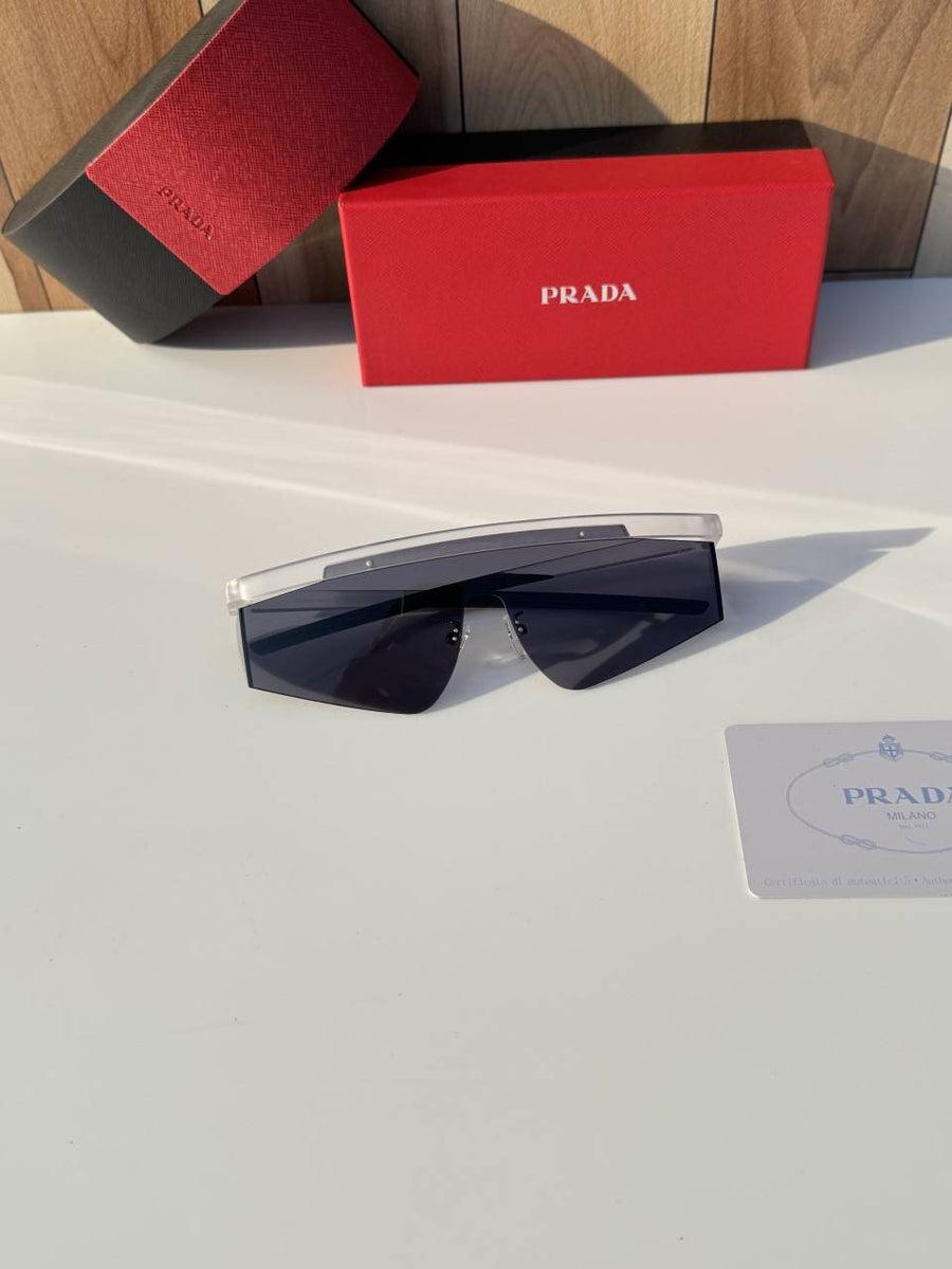 Prada_217_white_black