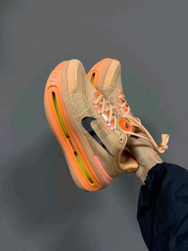 Nike Vomero Premium Orange 2672