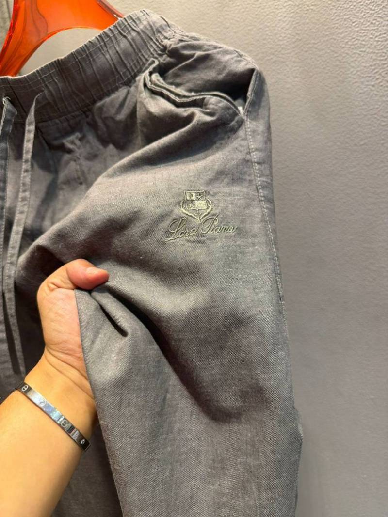 LORO PIANA IMPORTED STORE ARTICLE JEANS
