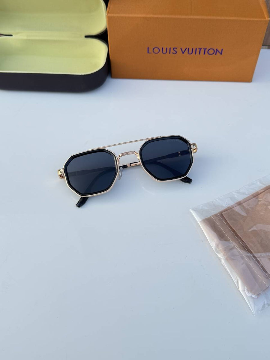 Louis Vuitton_06_gold_black