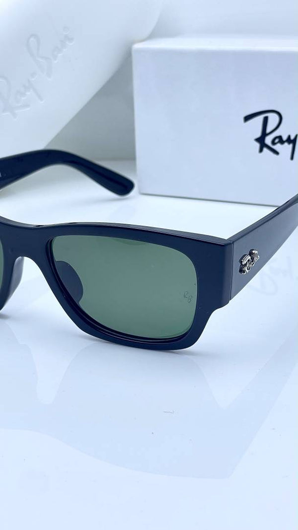 Ray-Ban 0947 black green