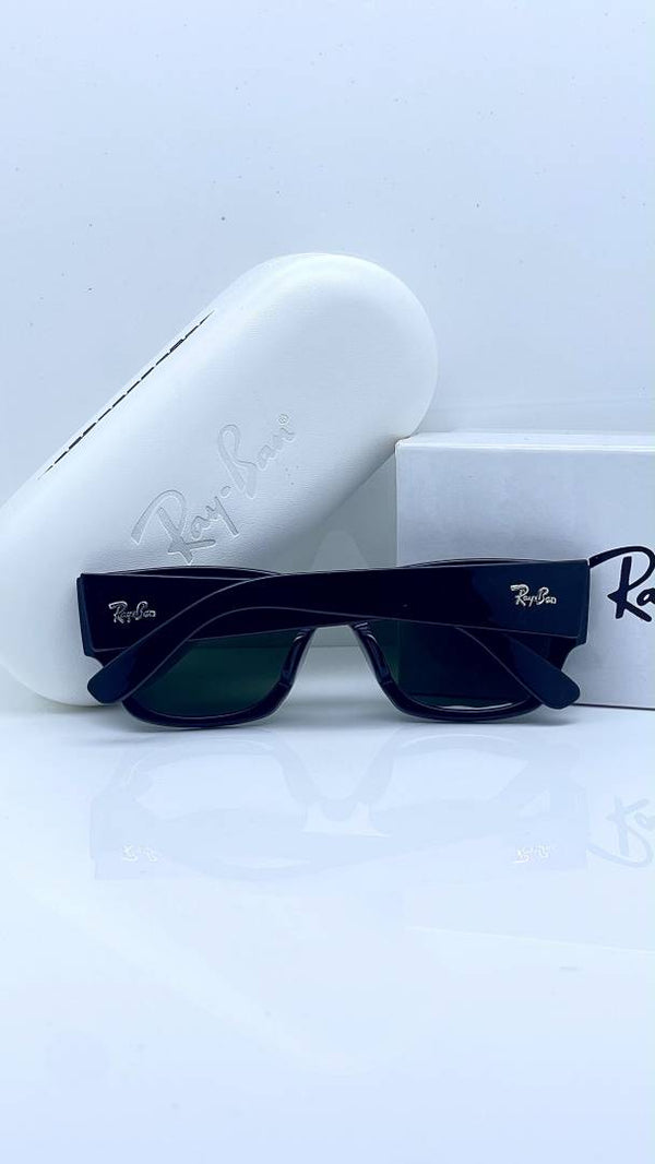 Ray-Ban 0947 black green