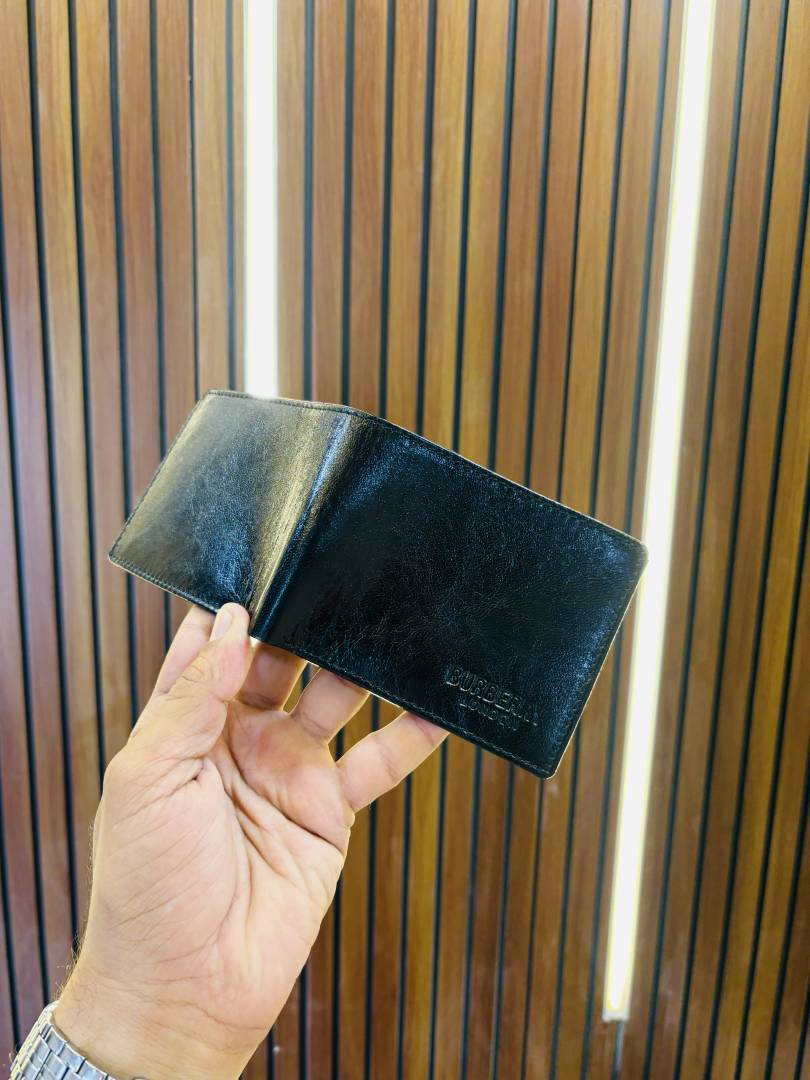 124 BURBERY PREMIUM QUALITY WALLET