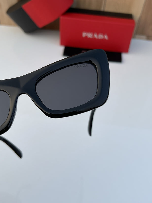 Prada_58054_black