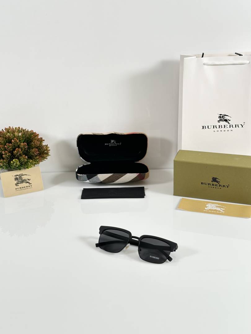 BB 2821 Black