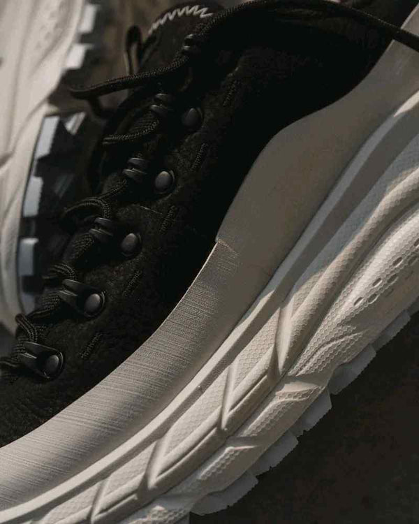 Hidden Character X HOKA Tor Summit White Black 177