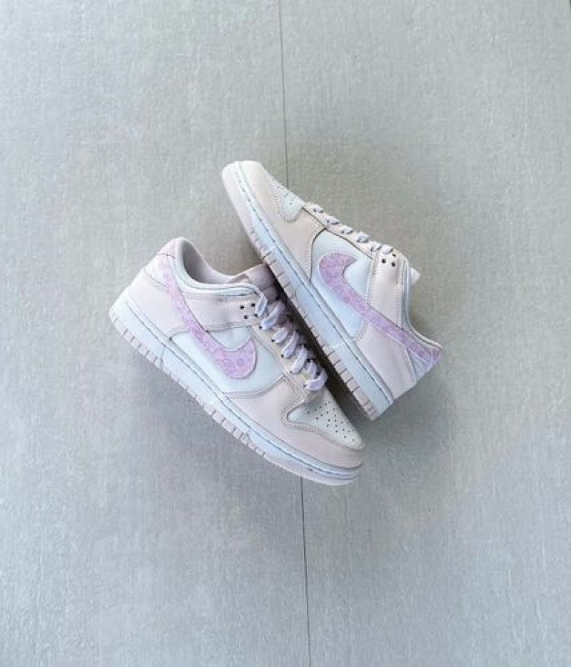 Nike SB DUNK LOW ESSENTIAL PAISLEY PACK PINK WOMEN S