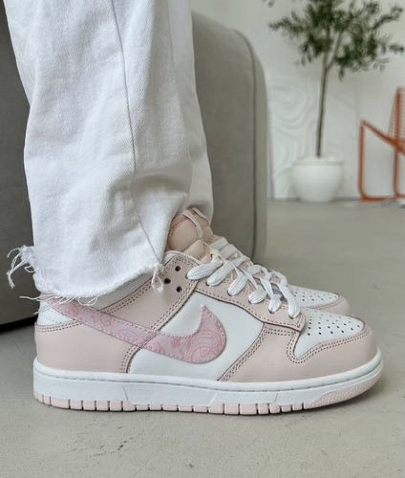 Nike SB DUNK LOW ESSENTIAL PAISLEY PACK PINK WOMEN S