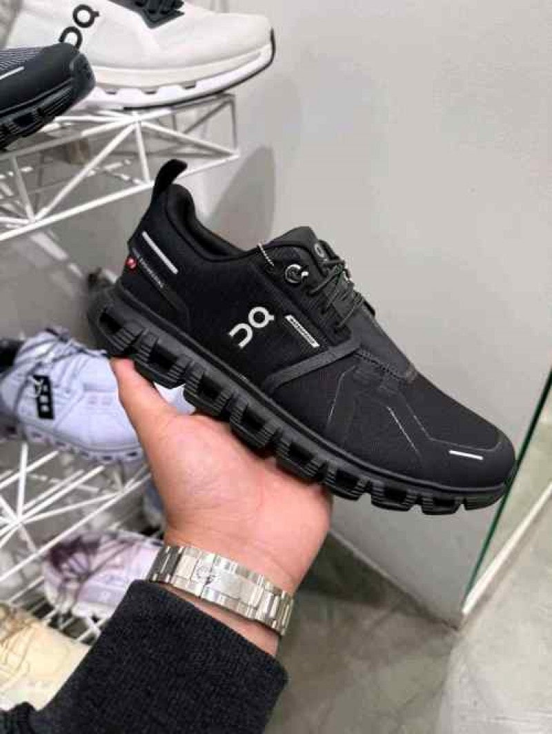 ON CLOUD 6 WATERPROOF FULL BLACK