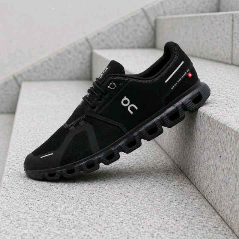 ON CLOUD 6 WATERPROOF FULL BLACK
