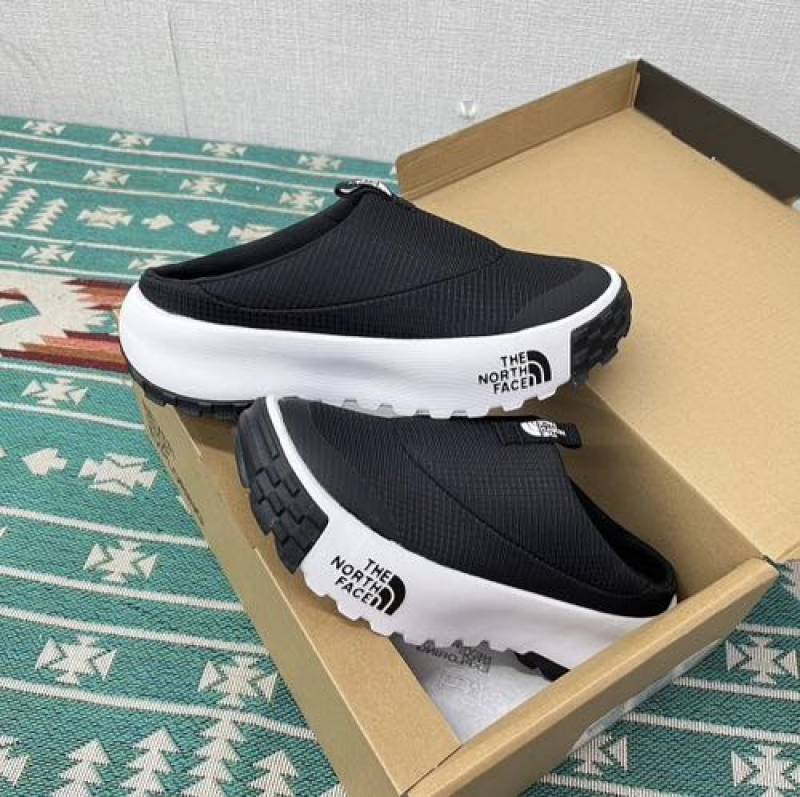 The North Fasee Never Stop Mule Black White