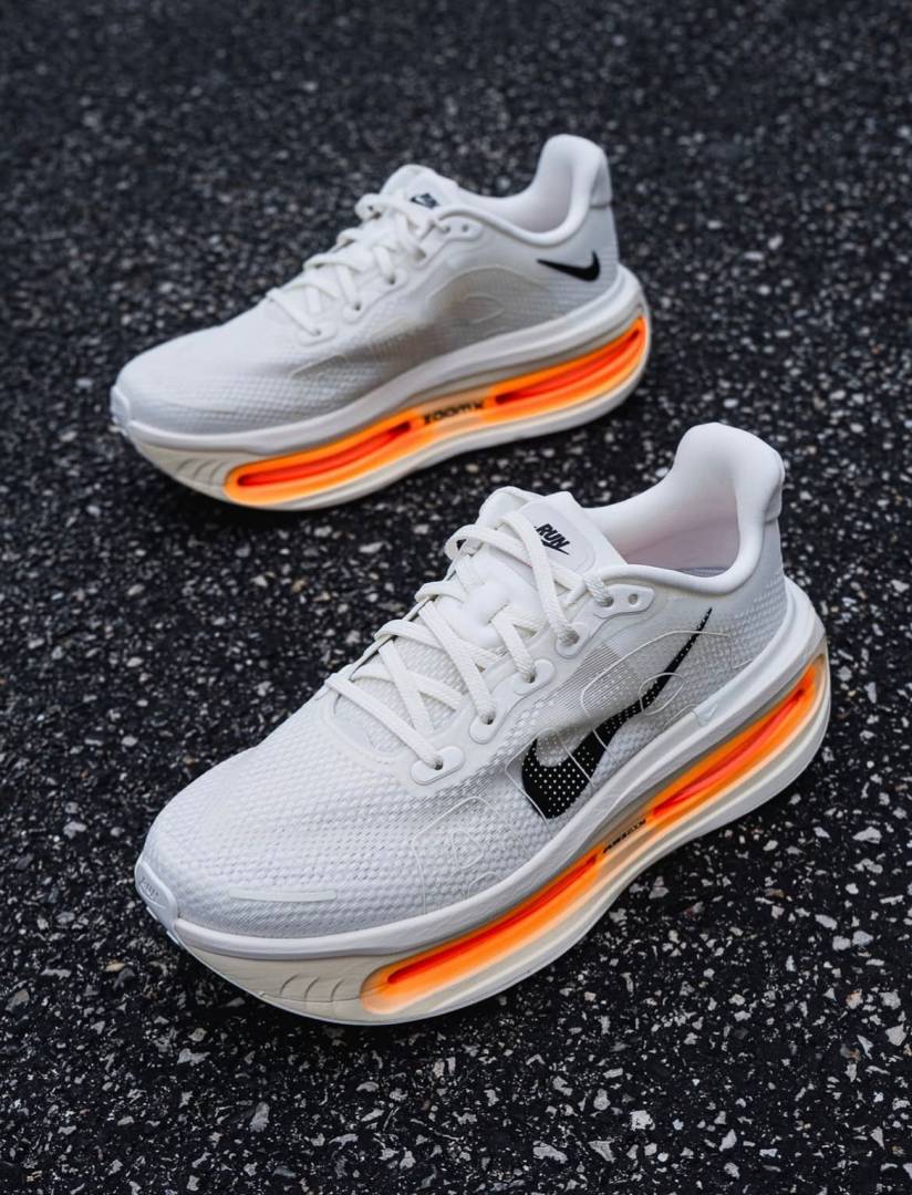 Vomero Premiume White orange