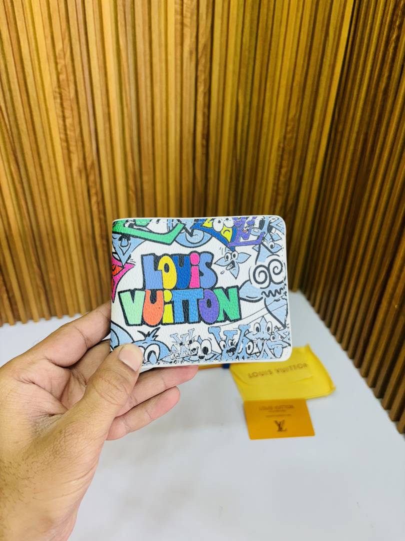 110 LV LOIUS VUTTON PREMIUM QUALITY WALLET