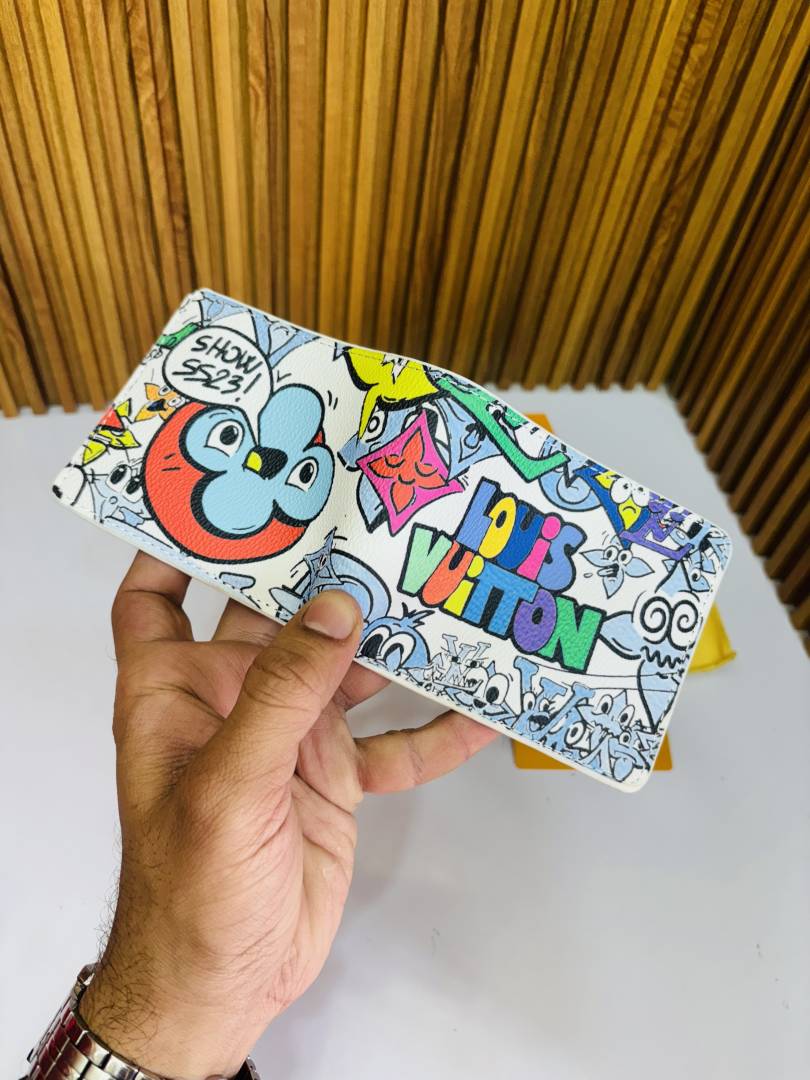 110 LV LOIUS VUTTON PREMIUM QUALITY WALLET