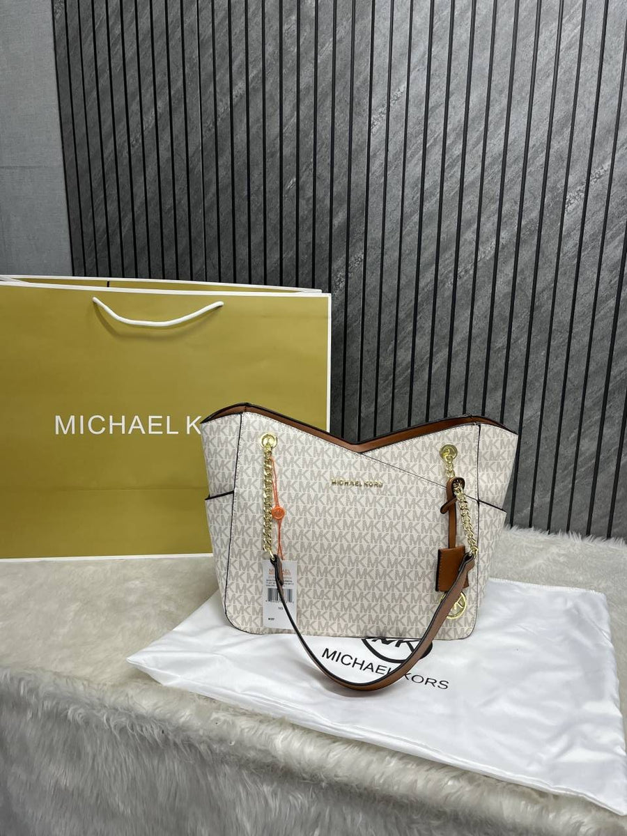 Michael Kors_Jet_Set_Signature_Shoulder_Tote_With_DustCover_CarryBag