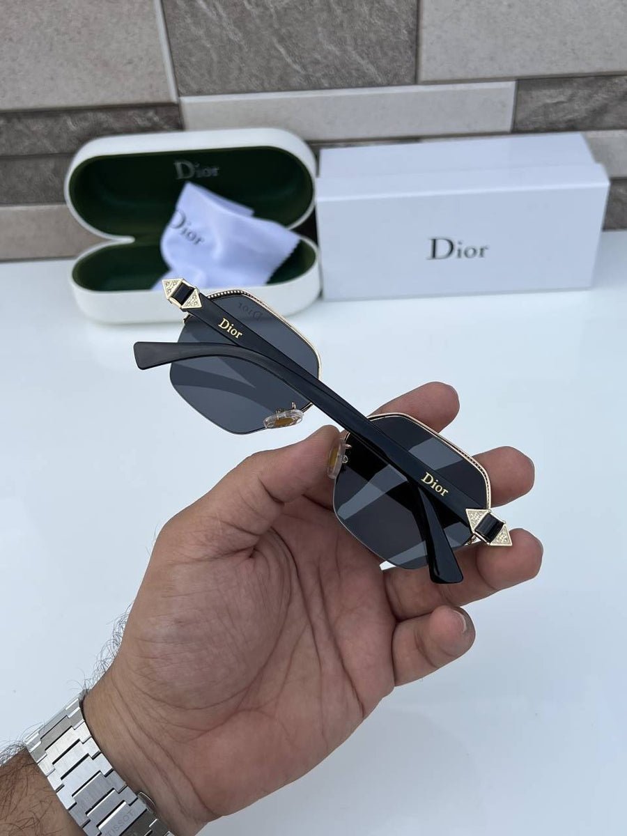 Dior_751_gold_black