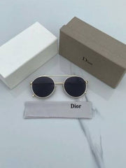 Dior_cap_gold_black