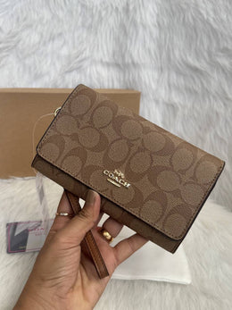 Coach_11-4_Premium_2_Fold_Wallet_With_Original_Box_DustCover_Tags