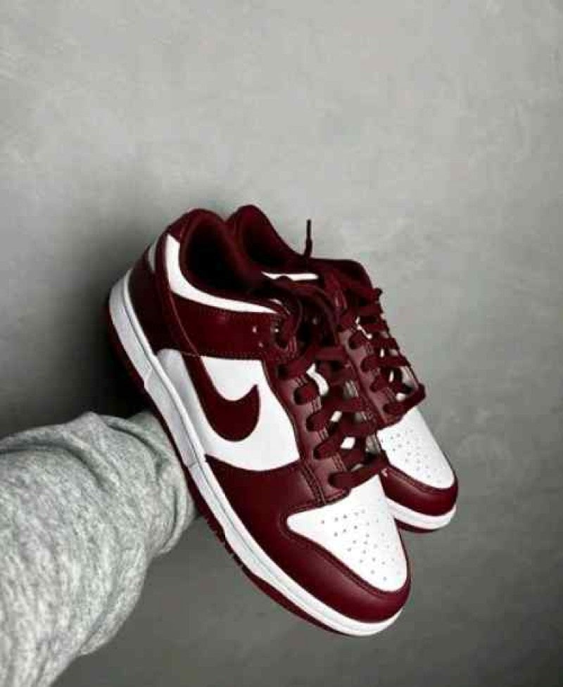 Nike Sb Dunk Low Team Red