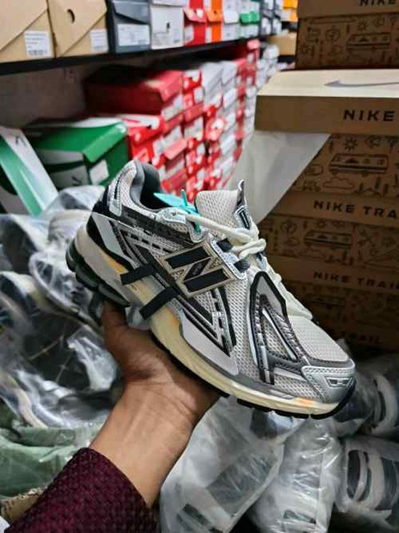 Neww Balance 1906A Tech Explosion 239