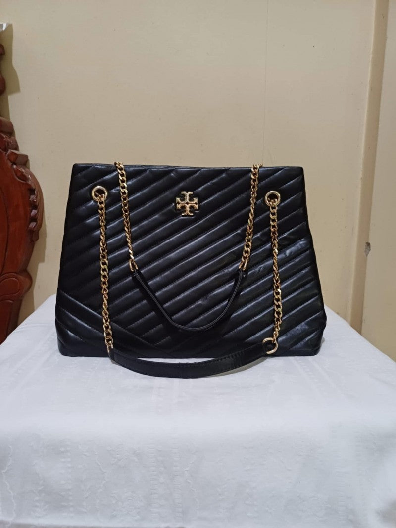 Tori Burch_Kira_Leather_Tote_With_DustCover