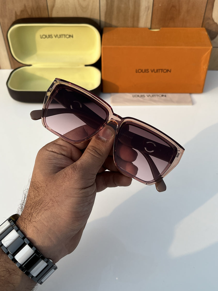 Louis Vuitton_80224_peach