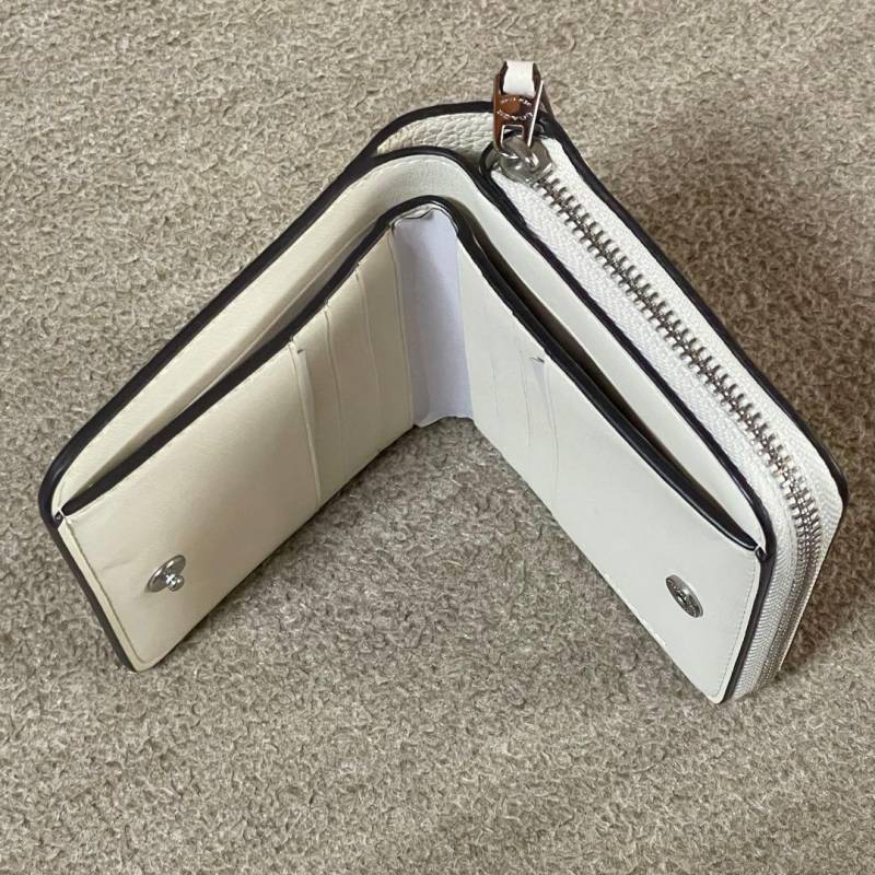 Coach_Premium_Strawberry_Emboss_Highend_Wallet_With_OriginalBox_DustCover_Packing