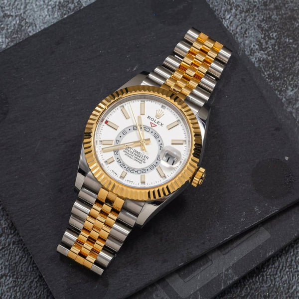 Rolex Oyster perpetual Sky Dweller