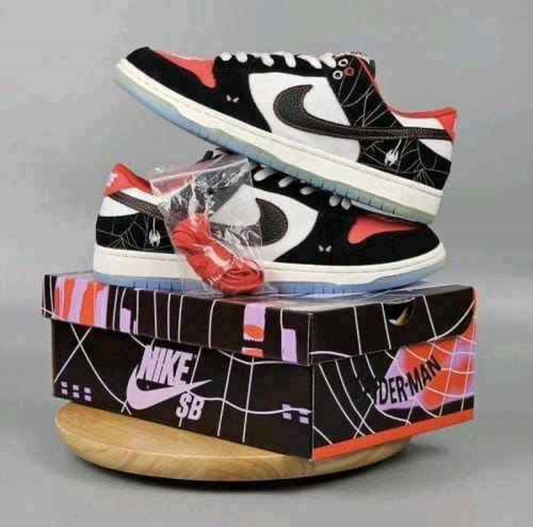 Nike sb dunk low spiderman miles morales