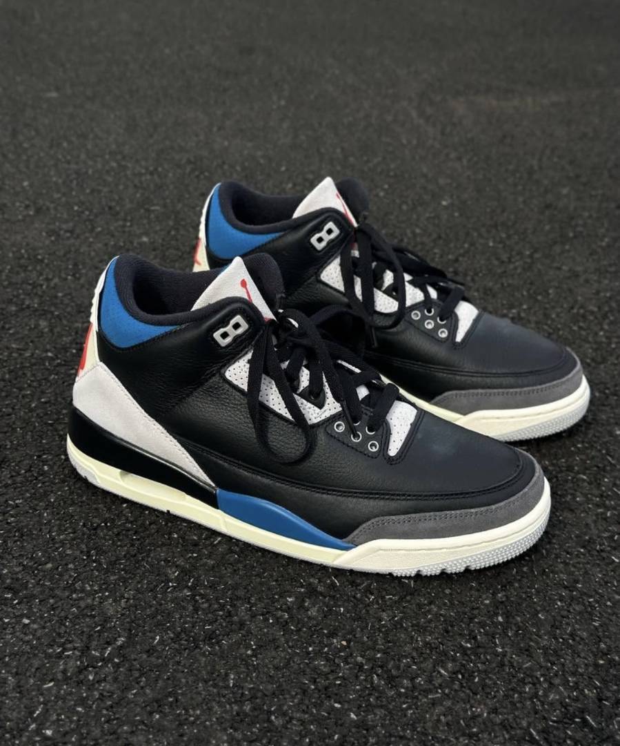 NIKK.E AIR JORDAN 3 RETRO RARE AIR