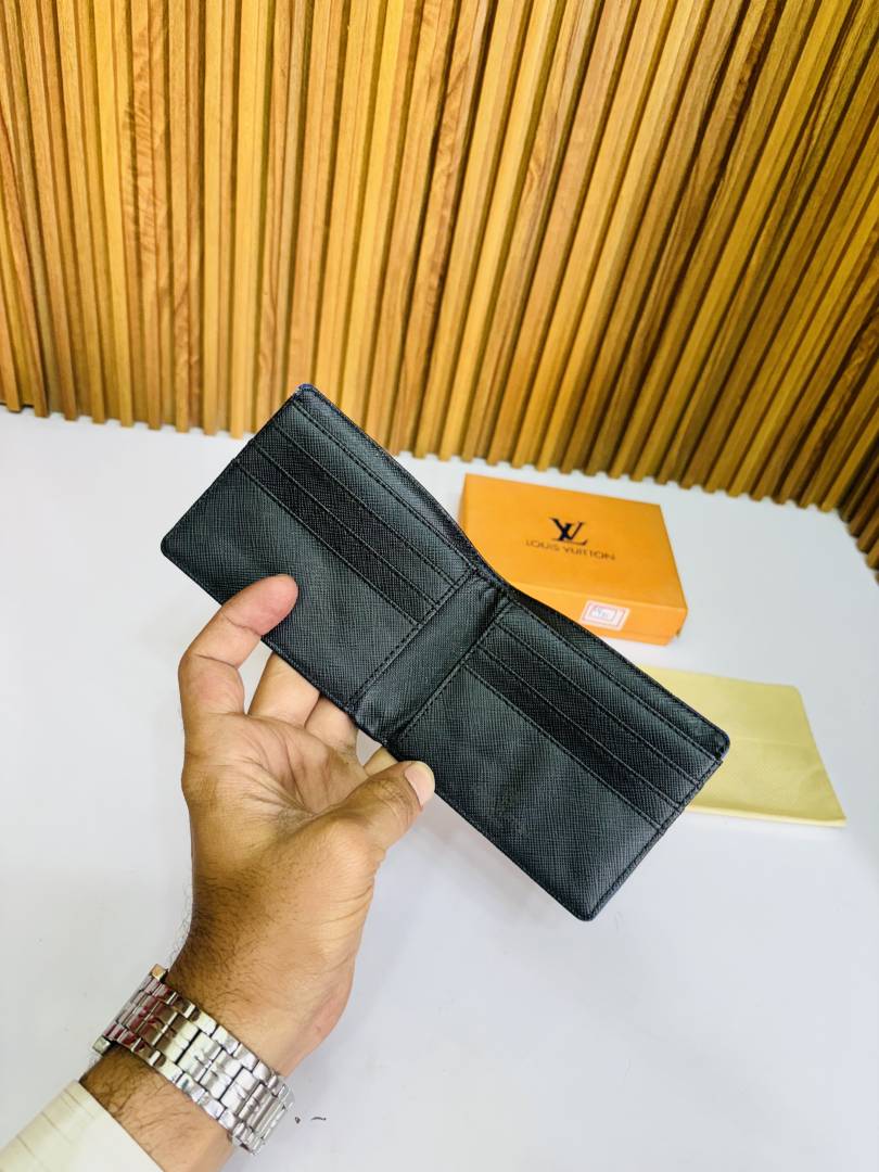 121 LV LOIUS VUTTON PREMIUM QUALITY WALLET