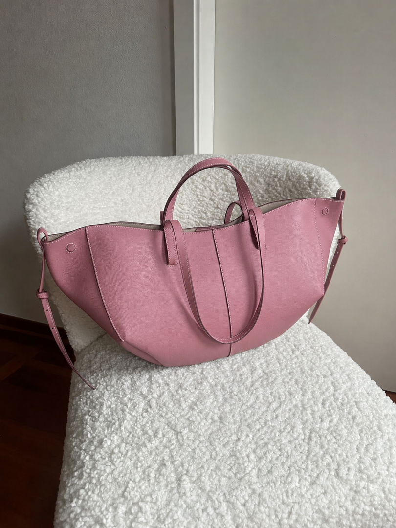 Polenne_Cyme_Large_LeatherTote_With_DustCover