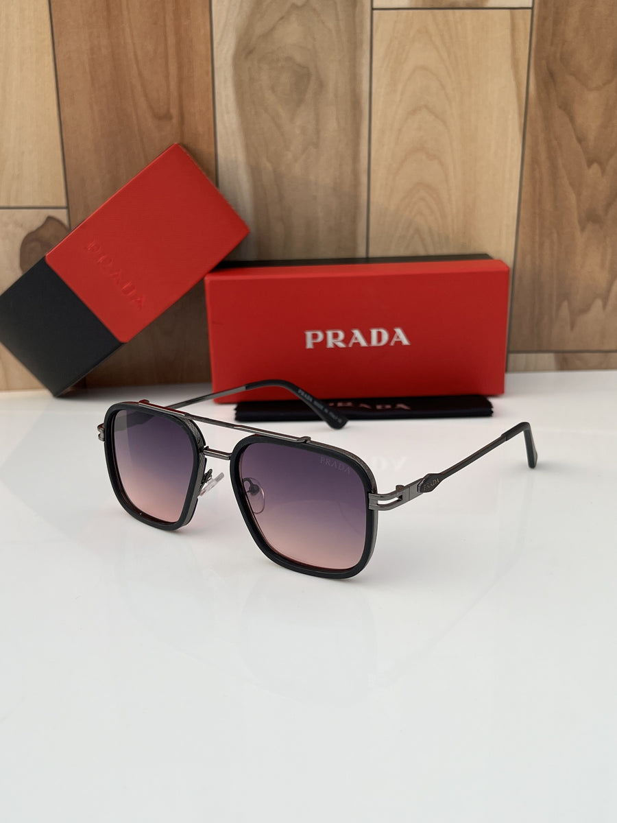 Prada_374_black_wine