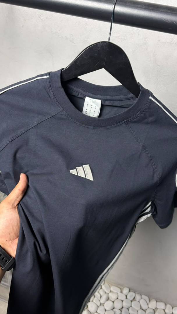 Adidas premi um round neck t-shirts 2630