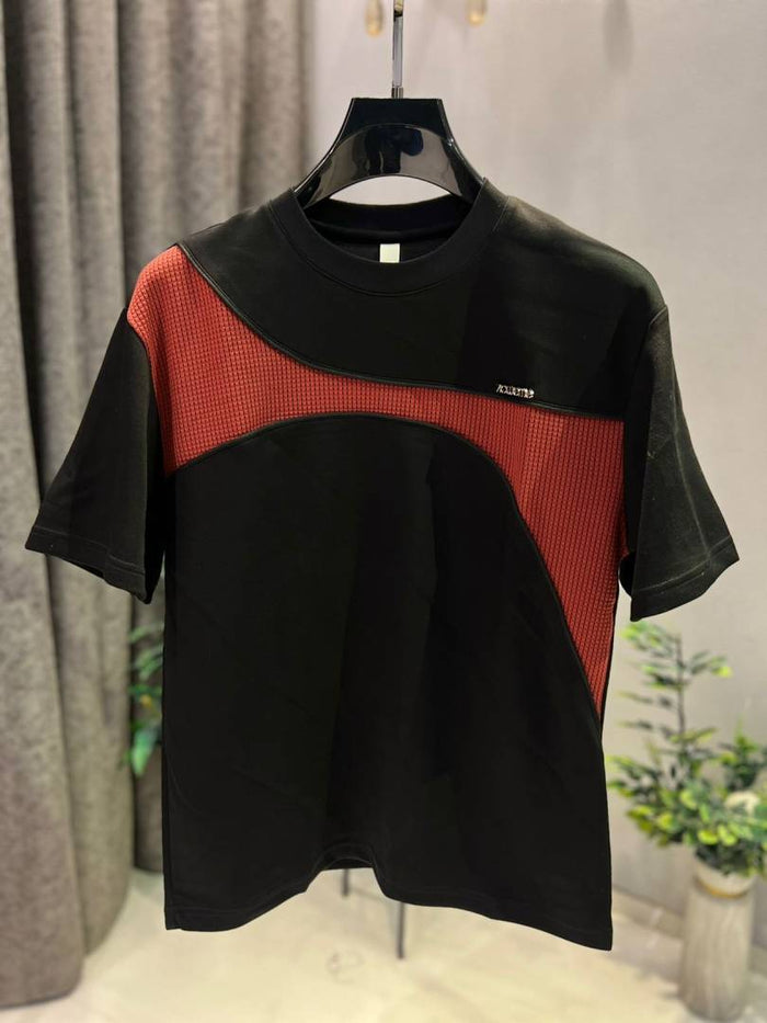 KOREAN IMPORTED HIGH DEMAND ARTICLE T-SHIRT BLACK AND RED style idea
