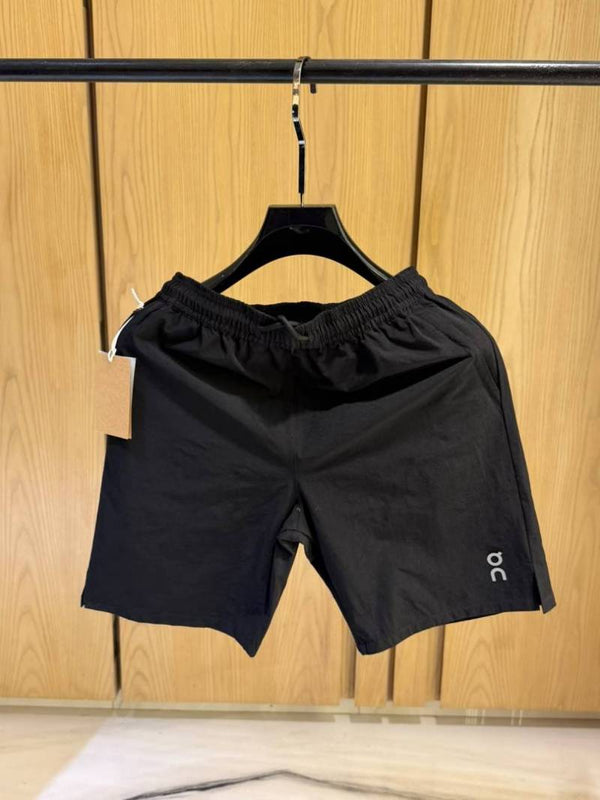 On Cloud IMPORTED STORE ARTICLE SHORTS