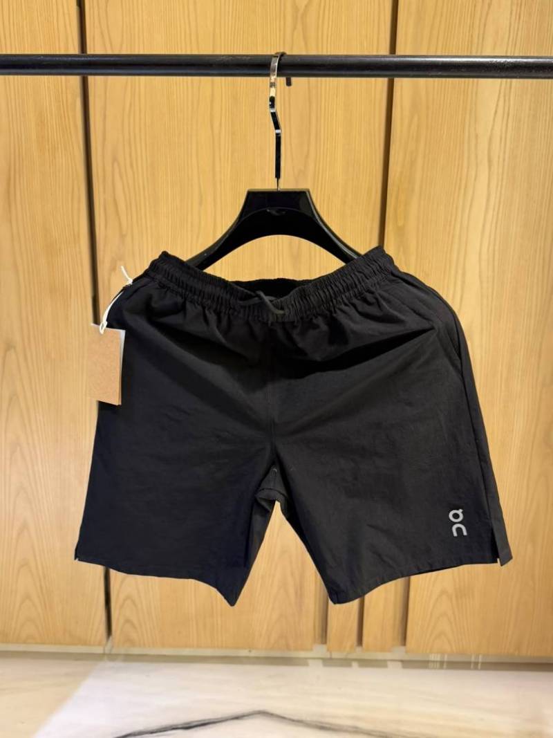 On Cloud IMPORTED STORE ARTICLE SHORTS