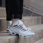 Nike AirMax Plus Wolf Grey 101