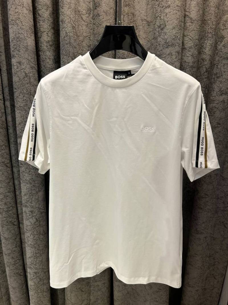 HugXox BosXs IMPORTED STORE ARTICLE T SHIRT