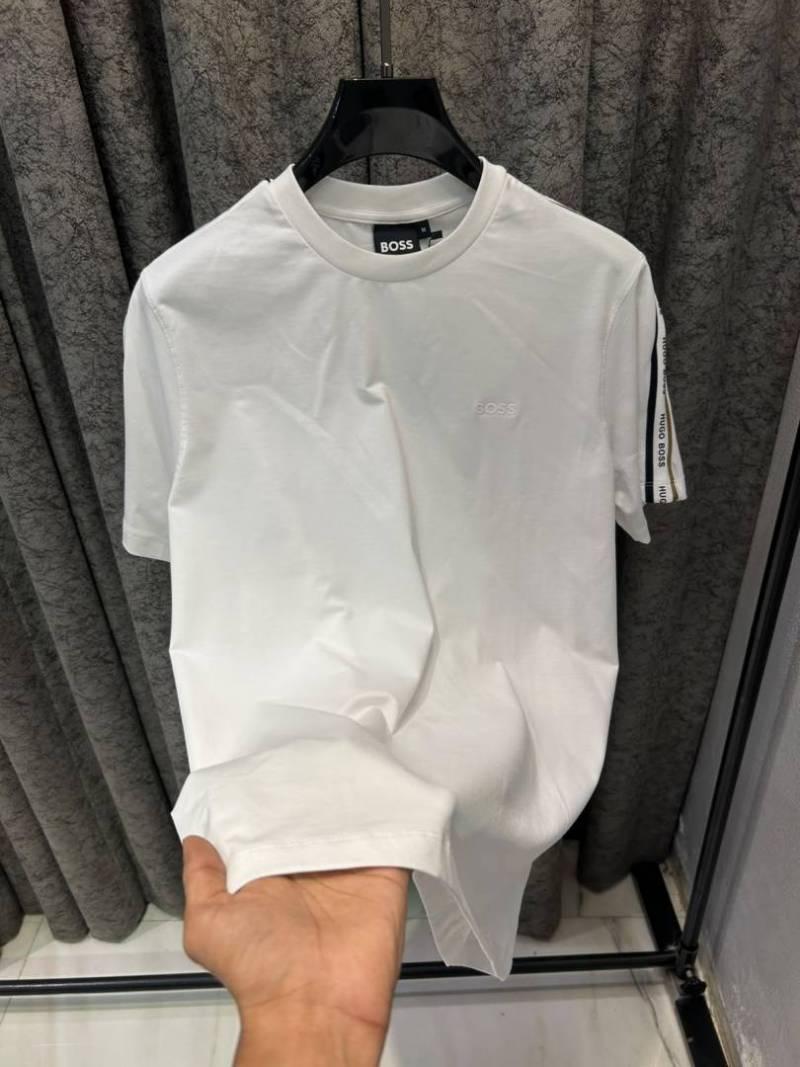 HugXox BosXs IMPORTED STORE ARTICLE T SHIRT