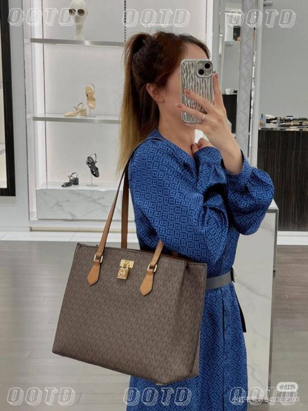 Michael Kors_Ruby_Lock_Premium_1-1_Tote_With_OriginalBox(No-Return)